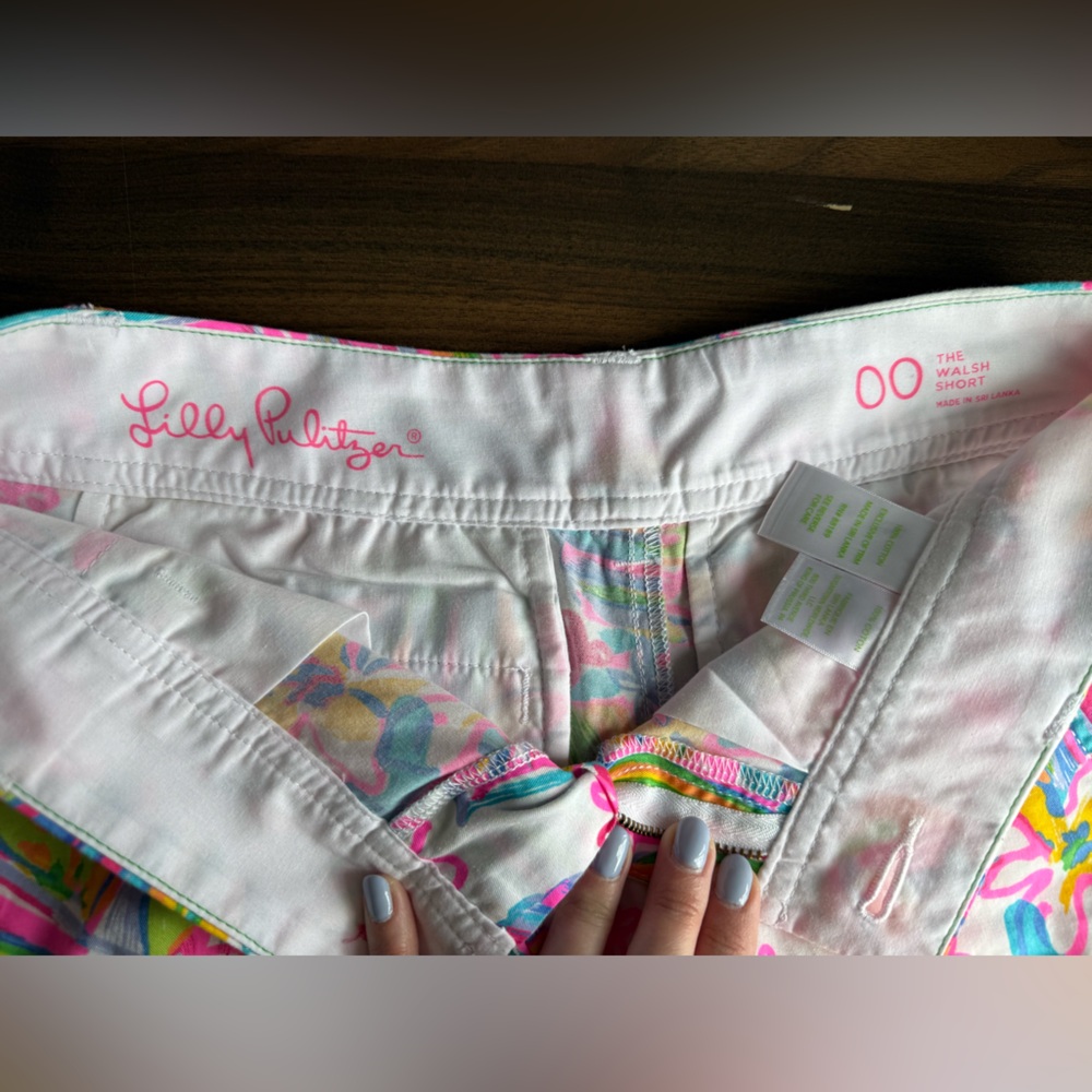 Lilly Pulitzer “The Walsh Short” - Picture 3 of 3
